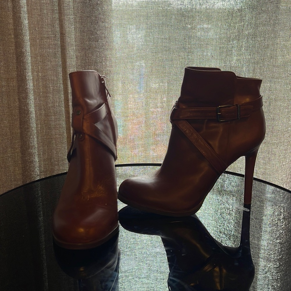 Gianni Binni Leather High Heel Booties